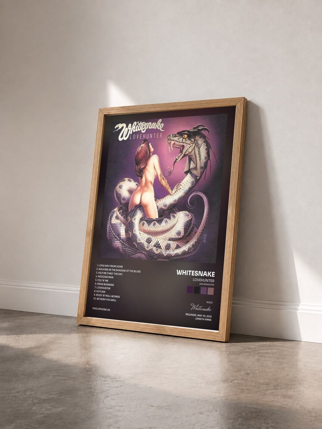 #bois Tableau de l'album Lovehunter (2013 Remaster) de Whitesnake vu de trois quarts, cadre en bois brut
