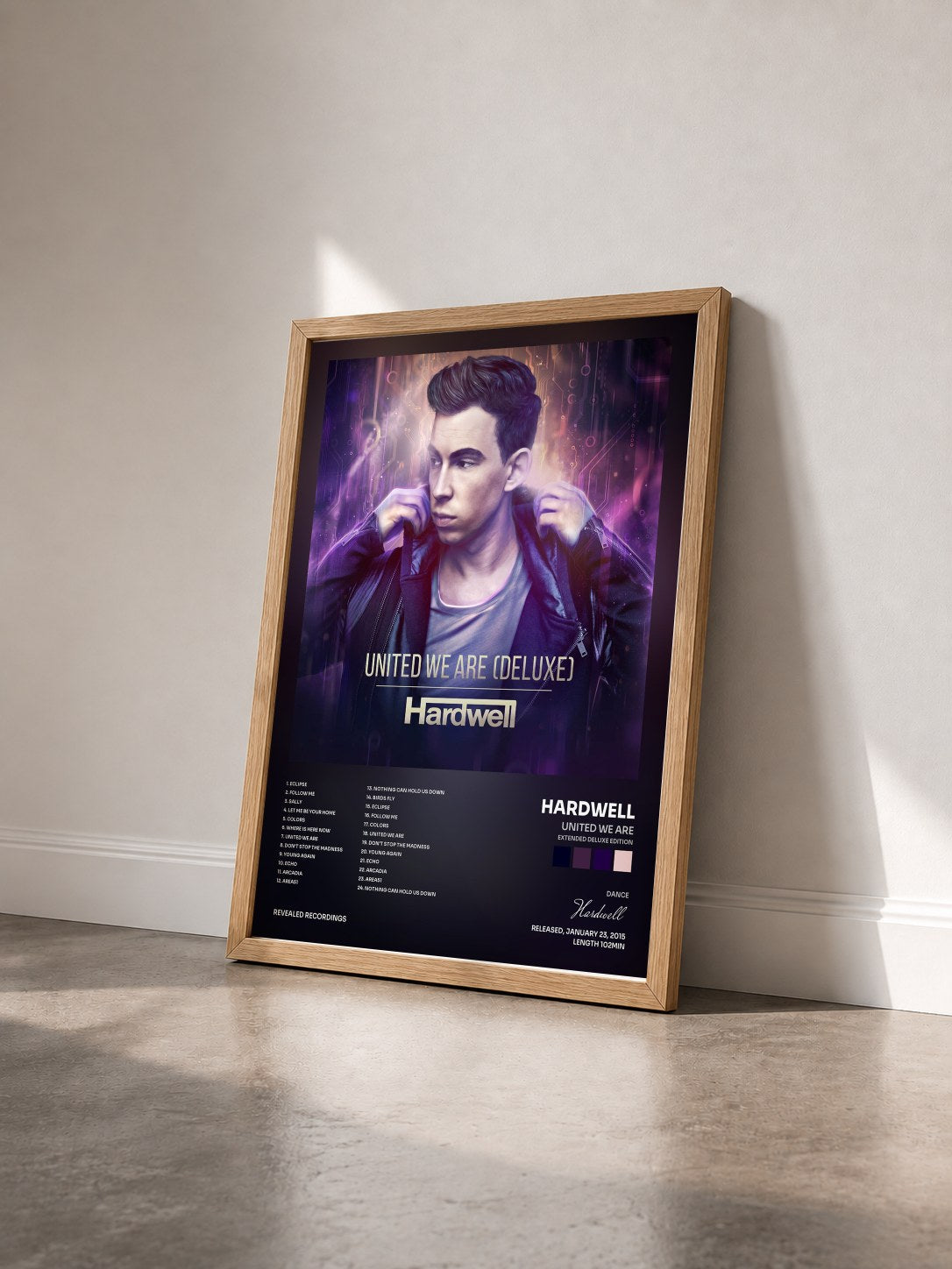 #bois Tableau de l'album United We Are (Extended Deluxe Edition) de Hardwell vu de trois quarts, cadre en bois brut