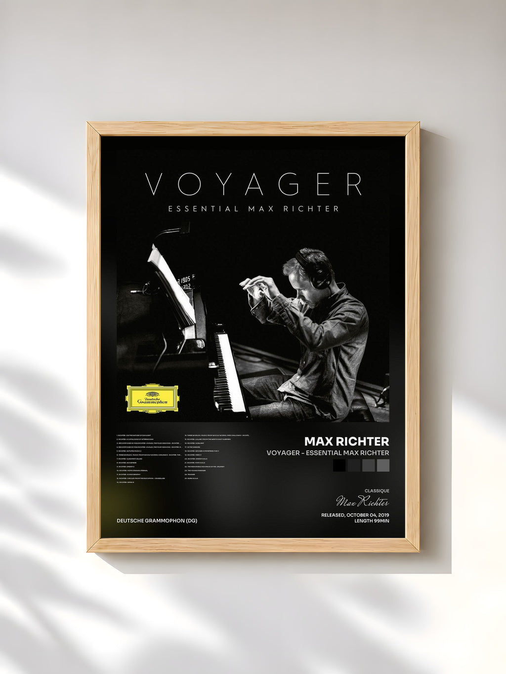 #bois Tableau de l'album Voyager - Essential Max Richter de Max Richter, cadre en bois brut, imprimé et encadré en France