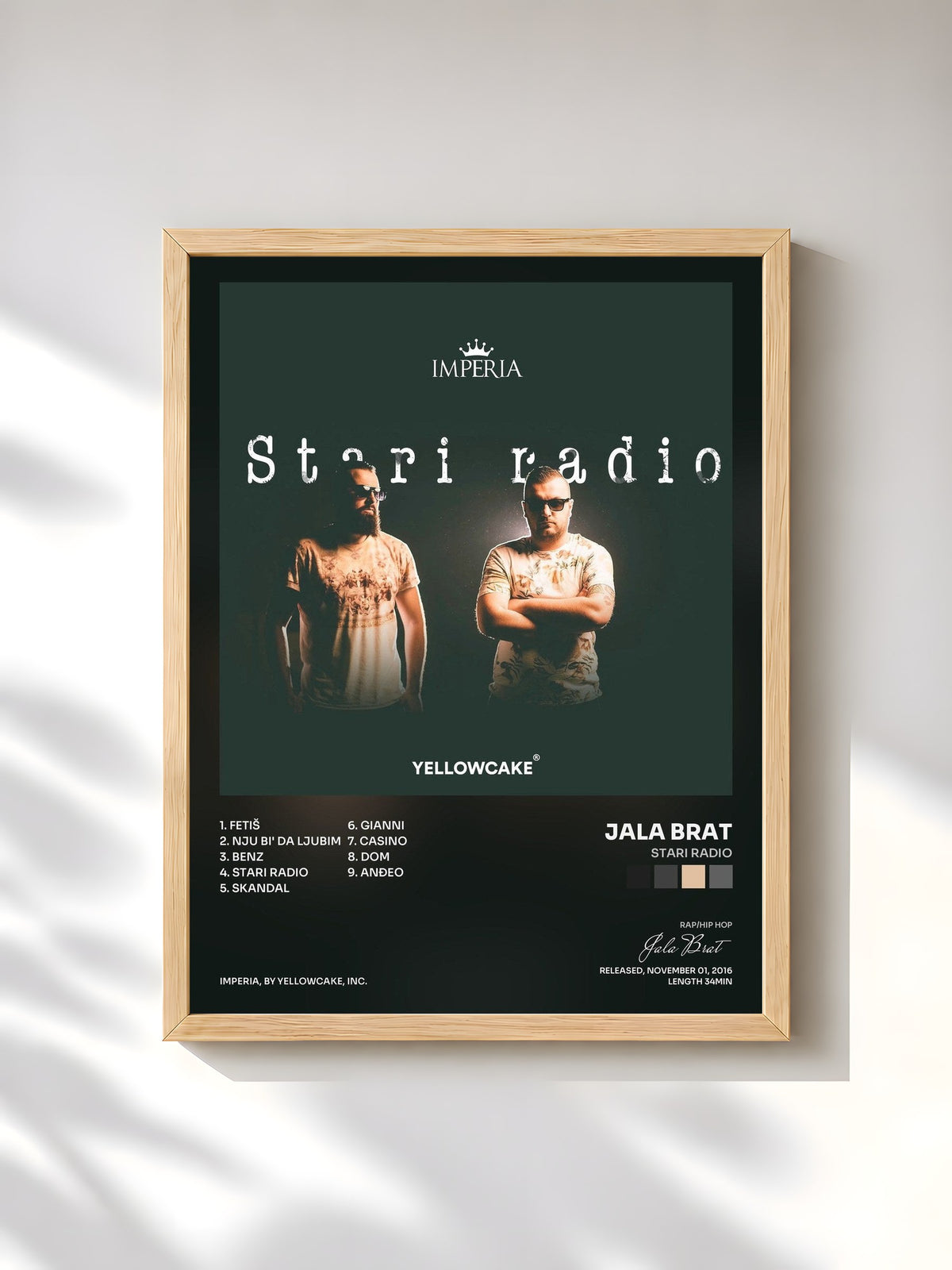 #bois Tableau de l'album Stari Radio de Jala Brat, cadre en bois brut, imprimé et encadré en France