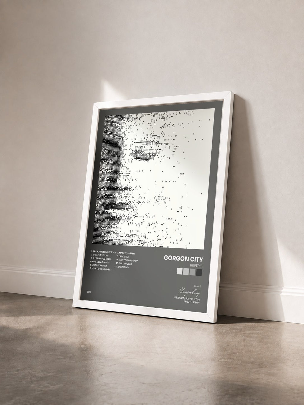 #blanc Tableau de l'album Reverie de Gorgon City vu de trois quarts, cadre blanc