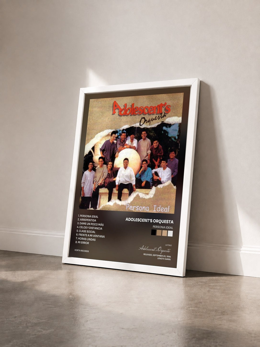 #blanc Tableau de l'album Persona Ideal de Adolescent's Orquesta vu de trois quarts, cadre blanc