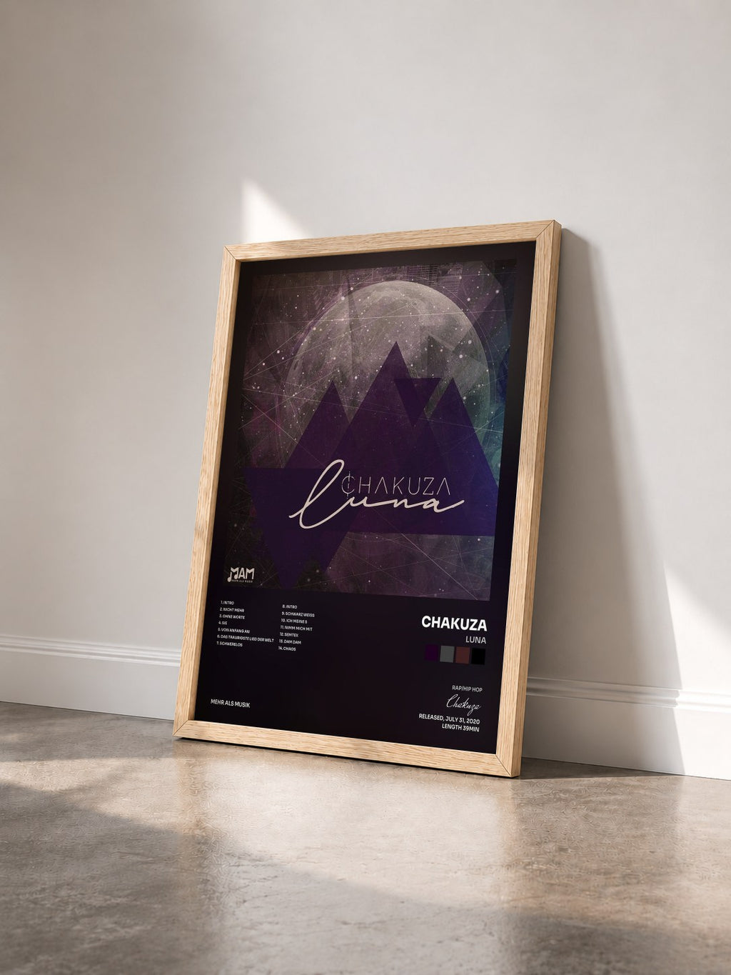 #bois Tableau de l'album Luna de Chakuza vu de trois quarts, cadre en bois brut
