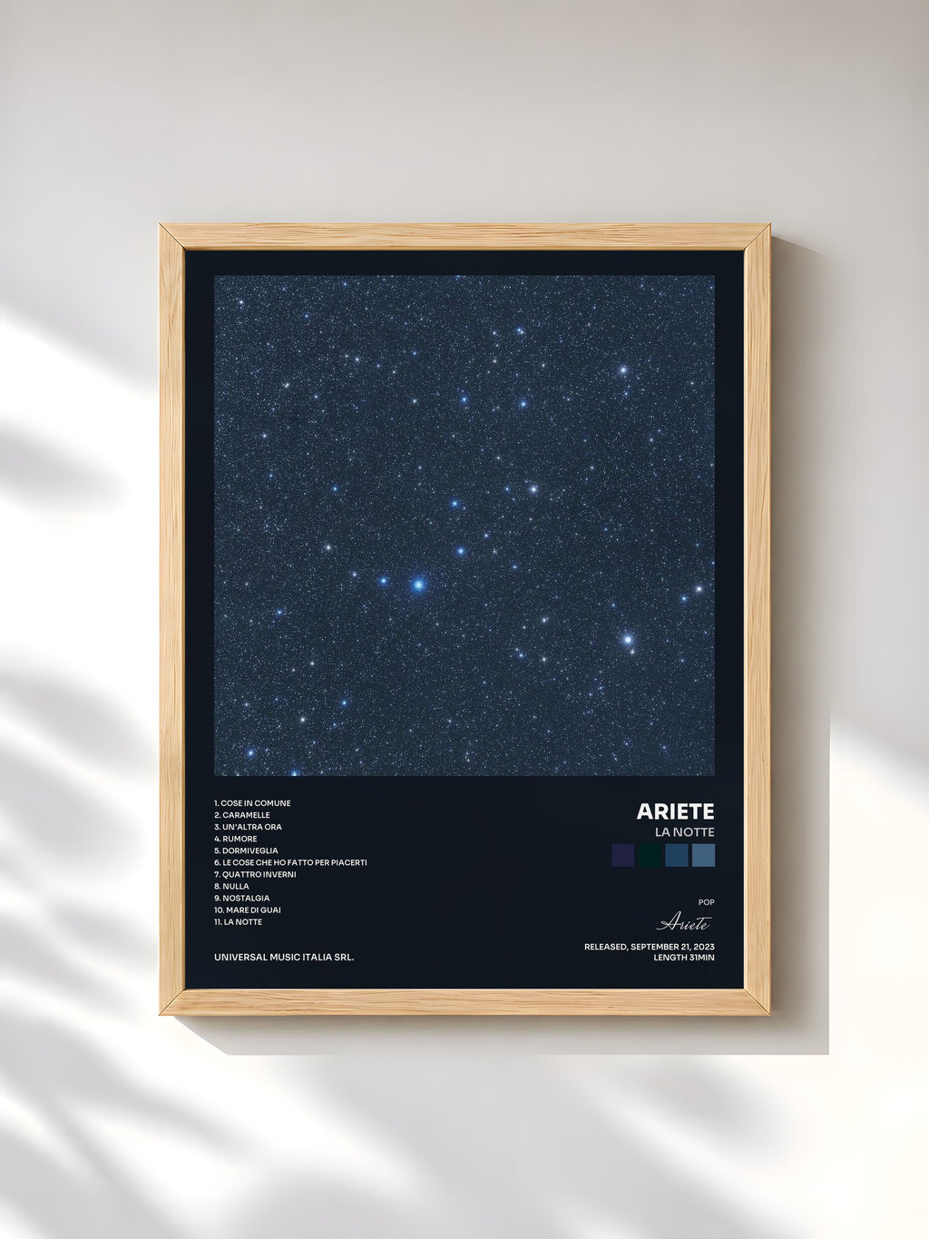 #bois Tableau de l'album LA NOTTE de Ariete, cadre en bois brut, imprimé et encadré en France