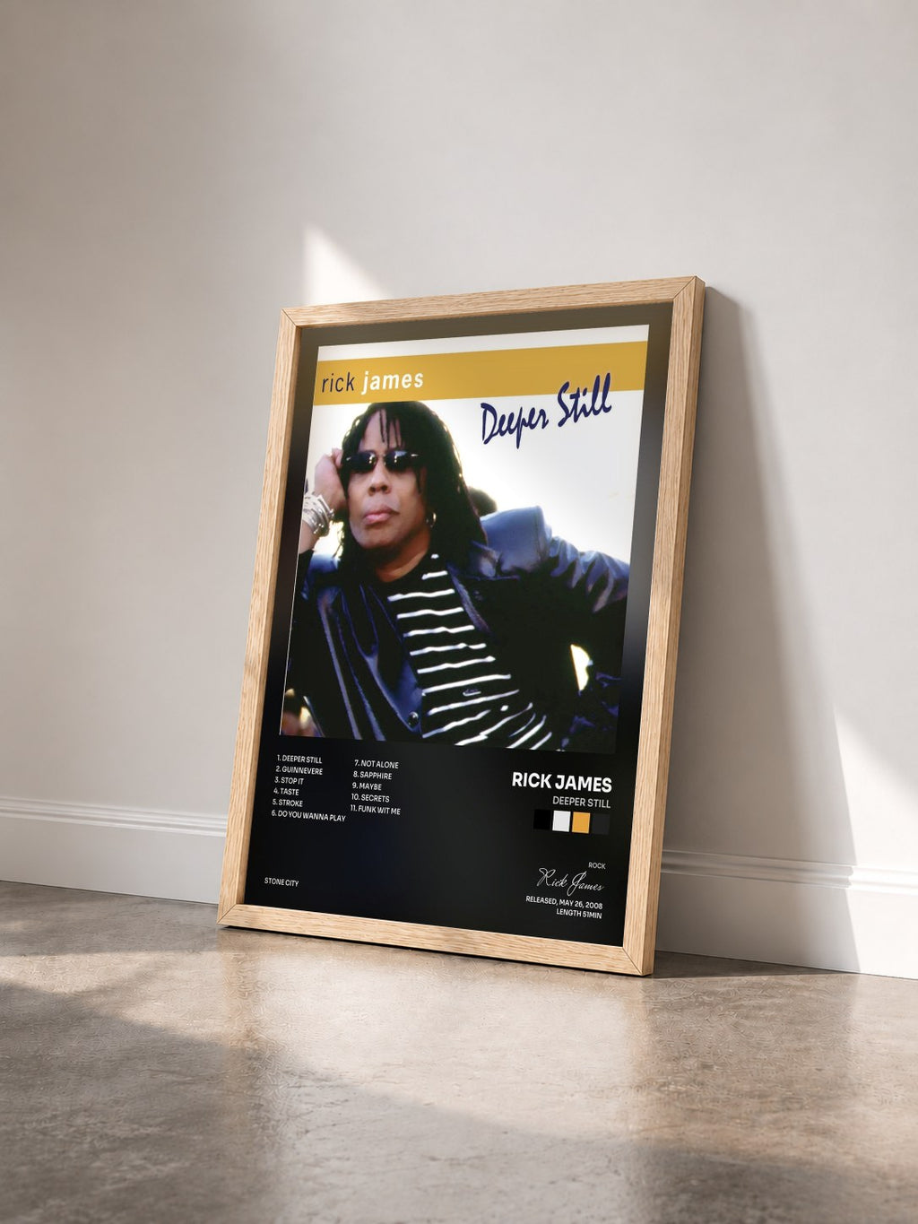 #bois Tableau de l'album Deeper Still de Rick James vu de trois quarts, cadre en bois brut