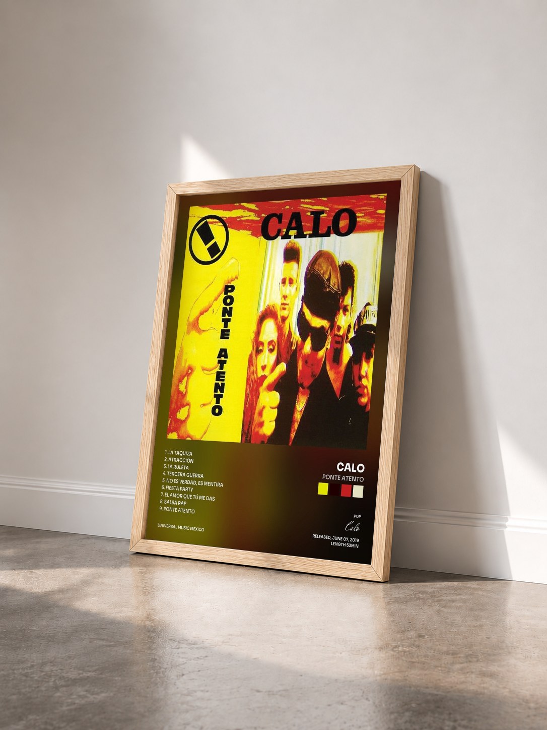 #bois Tableau de l'album Ponte Atento de Calo vu de trois quarts, cadre en bois brut