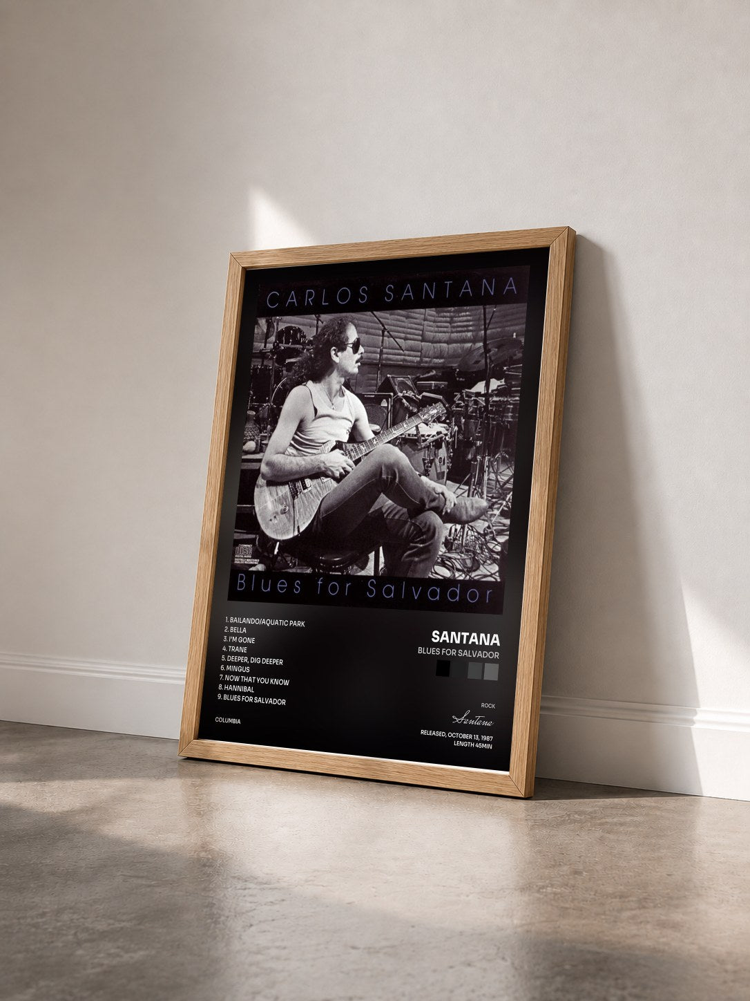 #bois Tableau de l'album Blues For Salvador de Santana vu de trois quarts, cadre en bois brut
