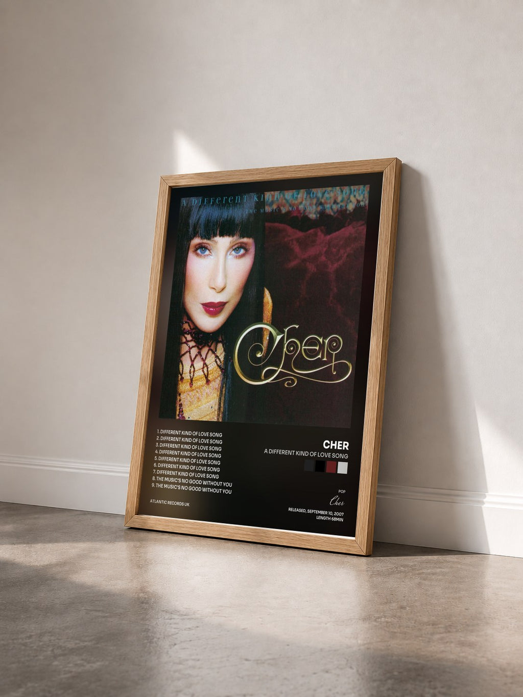 #bois Tableau de l'album A Different Kind of Love Song de Cher vu de trois quarts, cadre en bois brut