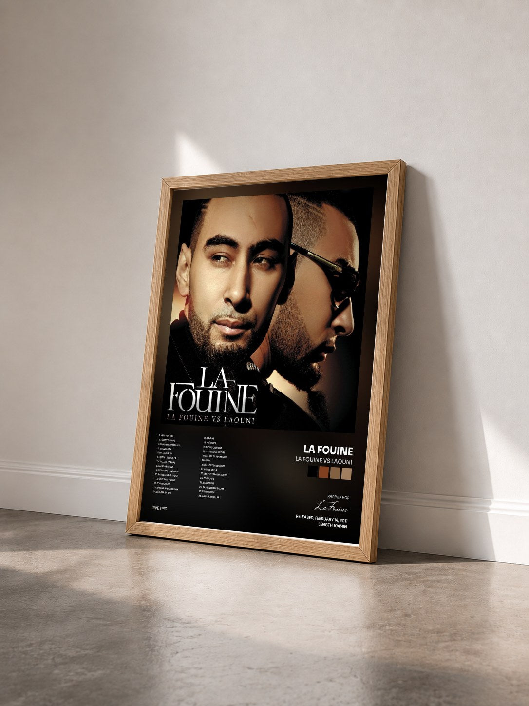 #bois Tableau de l'album La Fouine vs Laouni de La Fouine vu de trois quarts, cadre en bois brut