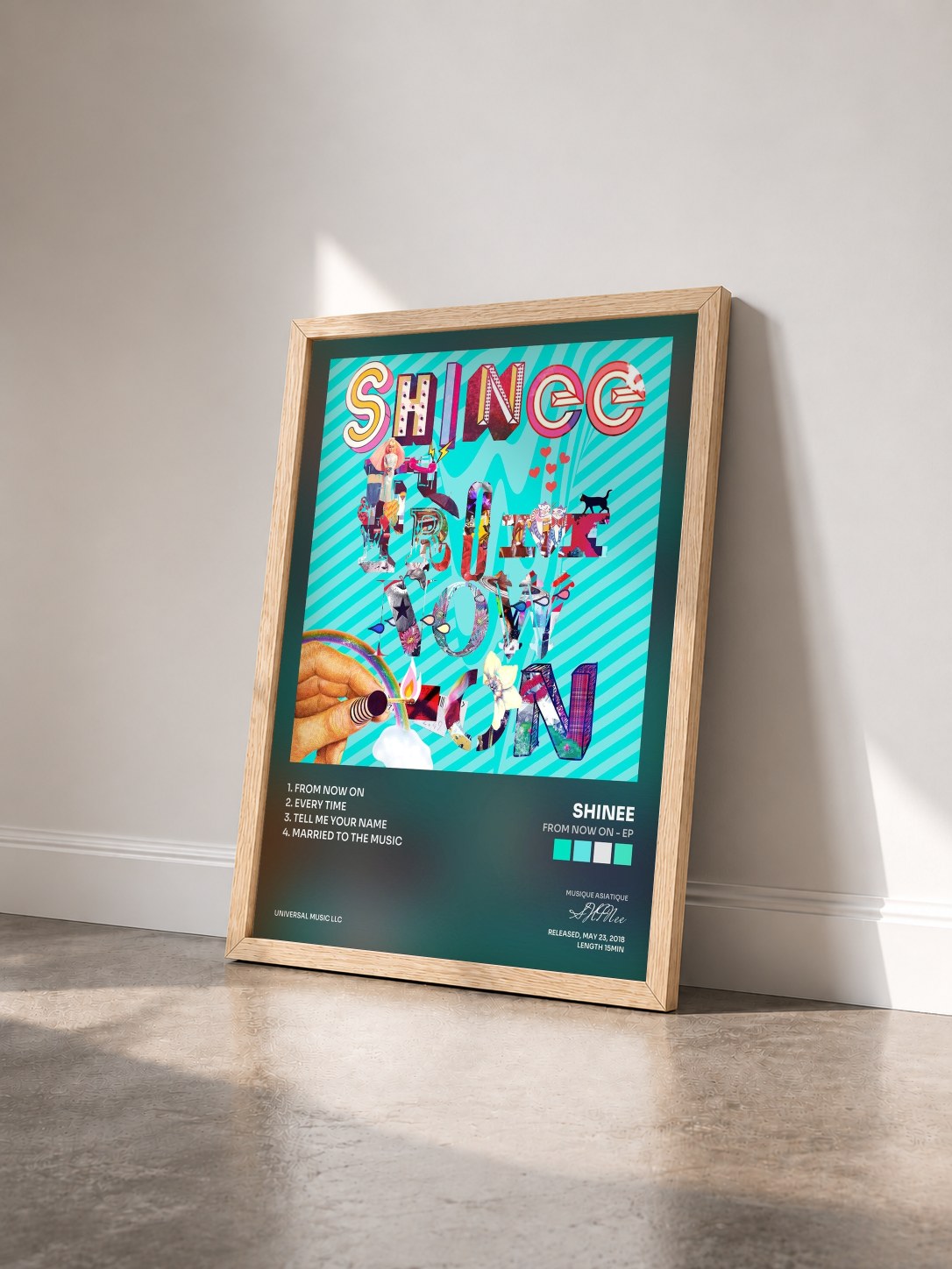 #bois Tableau de l'album From Now On - EP de SHINee vu de trois quarts, cadre en bois brut