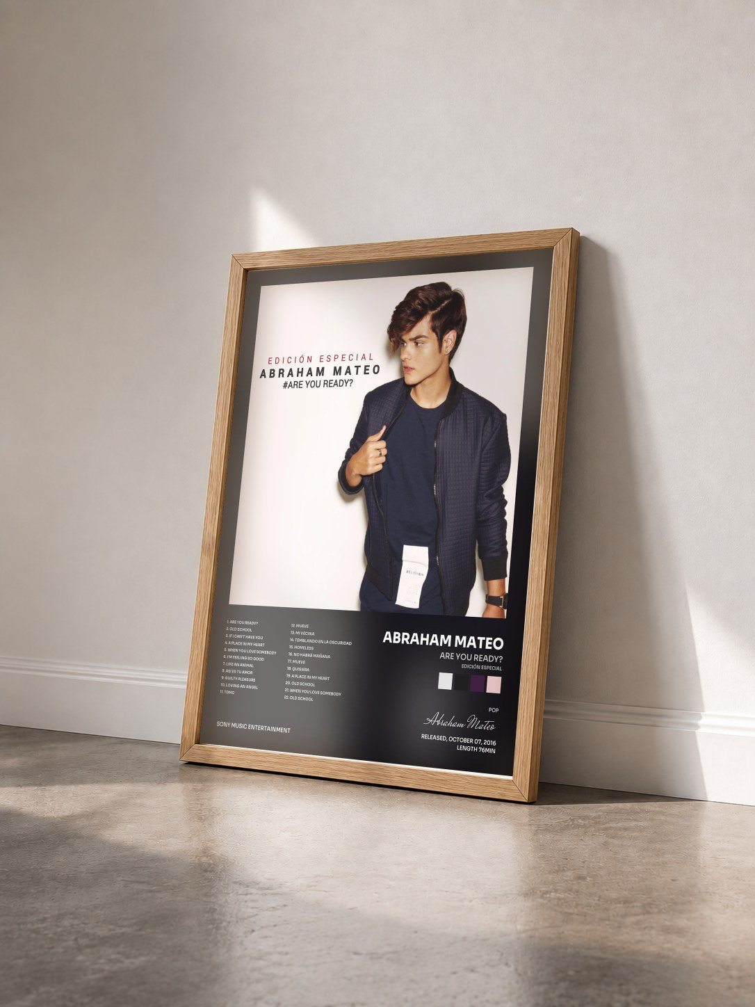 #bois Tableau de l'album Are You Ready? (Edición Especial) de Abraham Mateo vu de trois quarts, cadre en bois brut