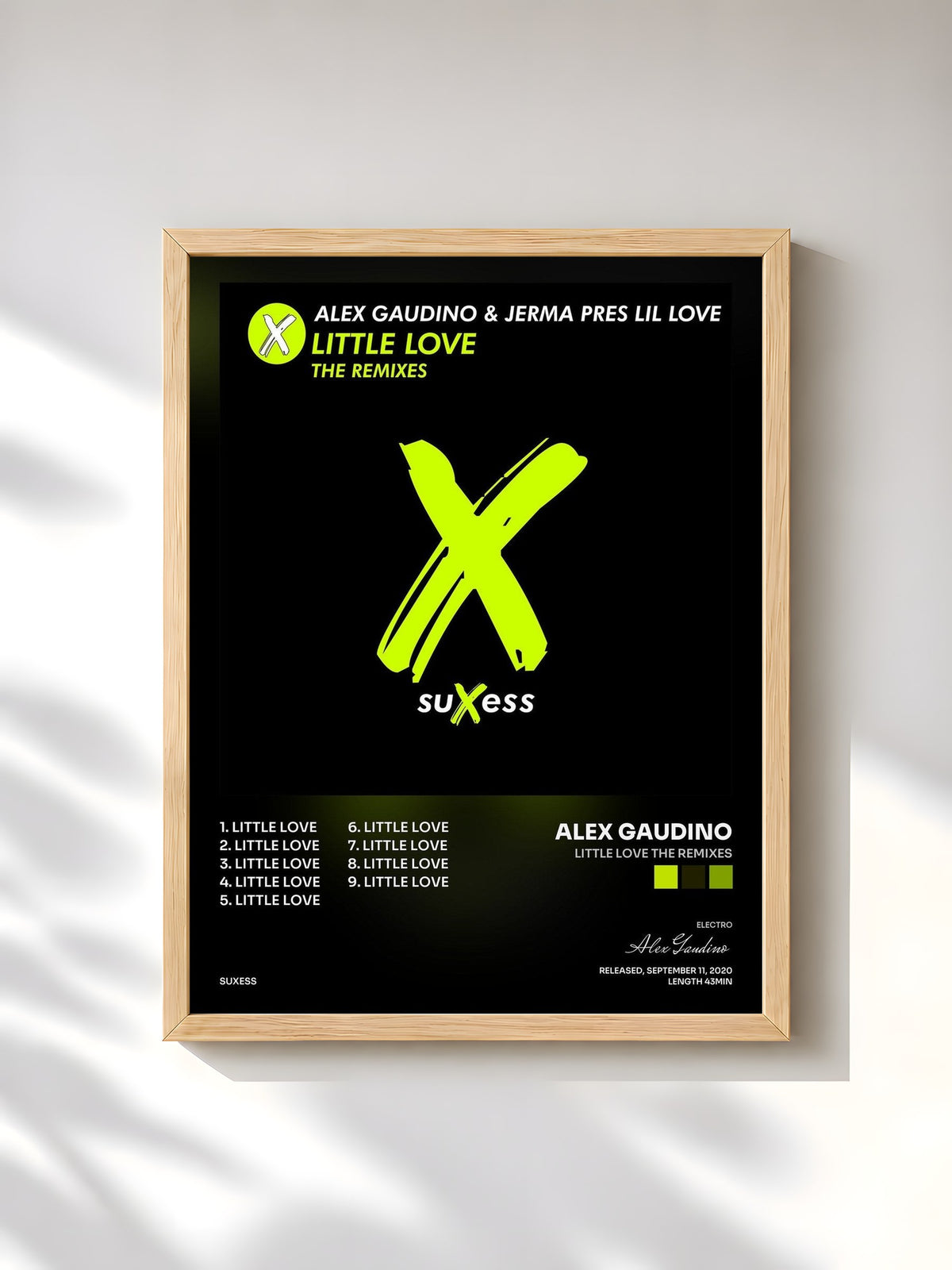 #bois Tableau de l'album Little Love the Remixes de Alex Gaudino, cadre en bois brut, imprimé et encadré en France