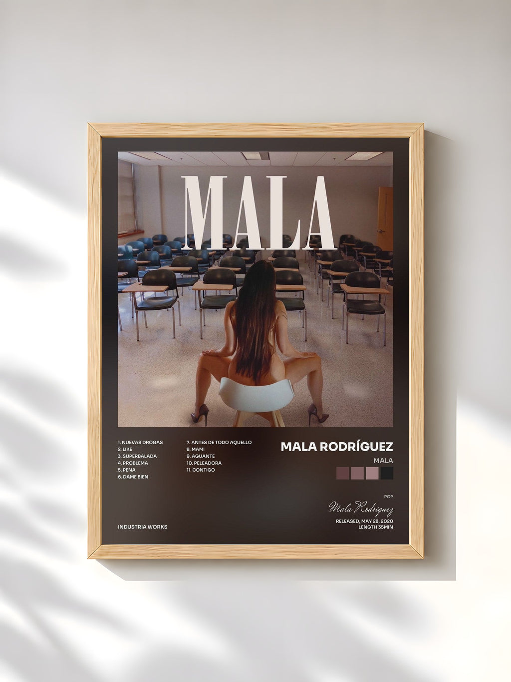 #bois Tableau de l'album MALA de Mala Rodríguez, cadre en bois brut, imprimé et encadré en France