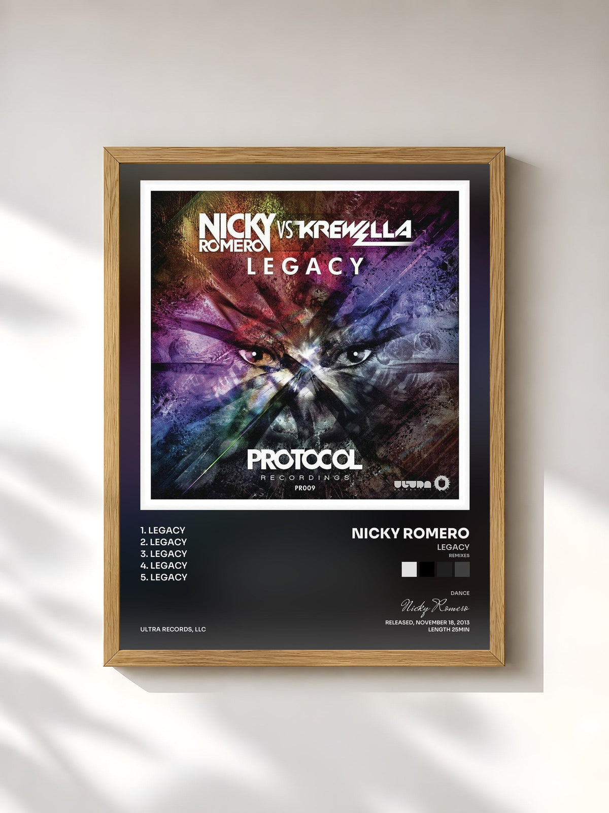 #bois Tableau de l'album Legacy (Remixes) de Nicky Romero, cadre en bois brut, imprimé et encadré en France