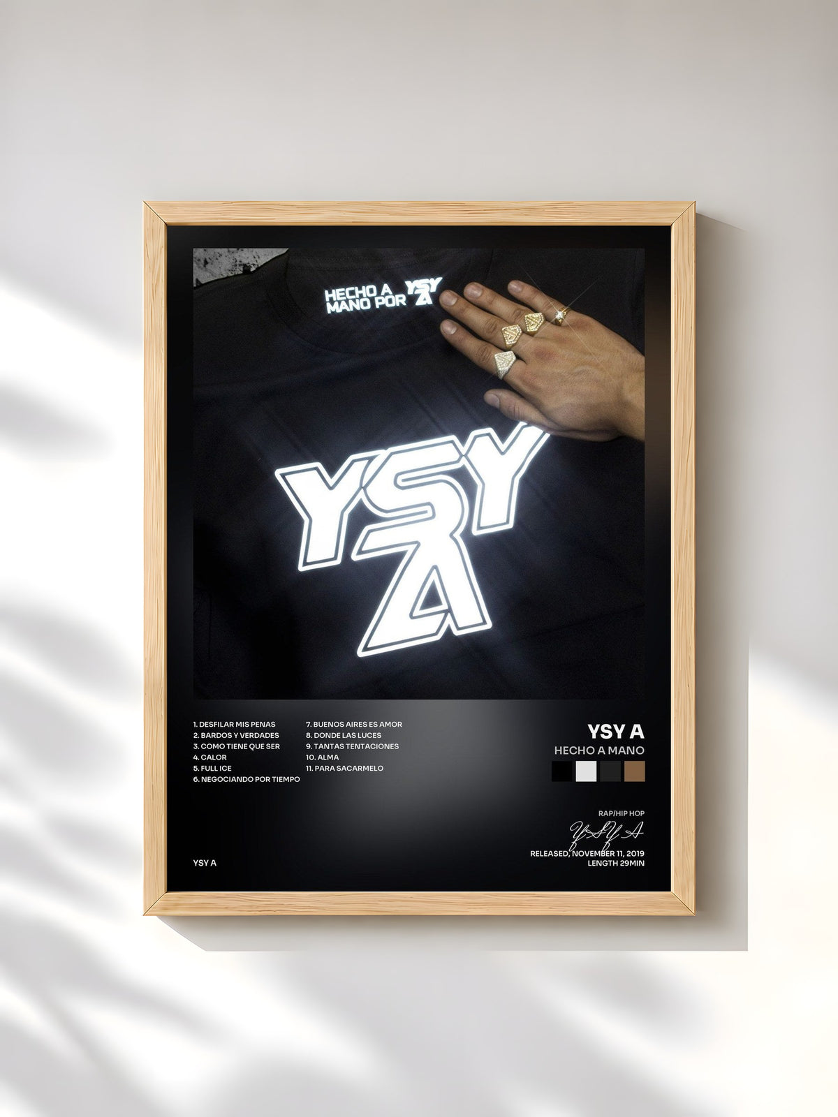 #bois Tableau de l'album HECHO A MANO de YSY A, cadre en bois brut, imprimé et encadré en France