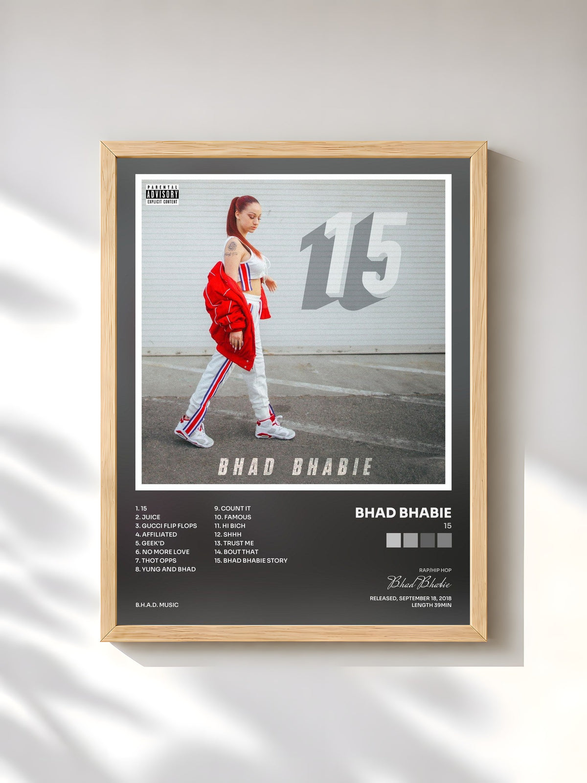 #bois Tableau de l'album 15 de Bhad Bhabie, cadre en bois brut, imprimé et encadré en France