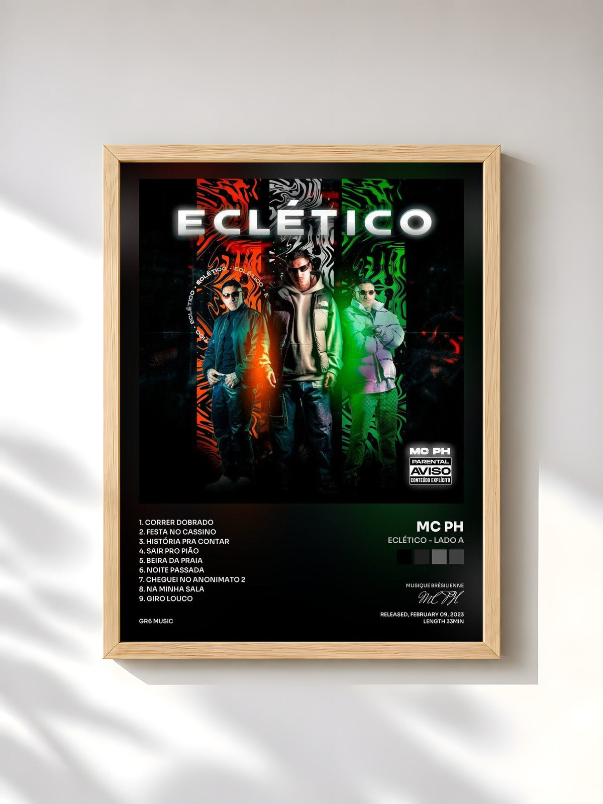 #bois Tableau de l'album ECLÉTICO - LADO A de MC PH, cadre en bois brut, imprimé et encadré en France
