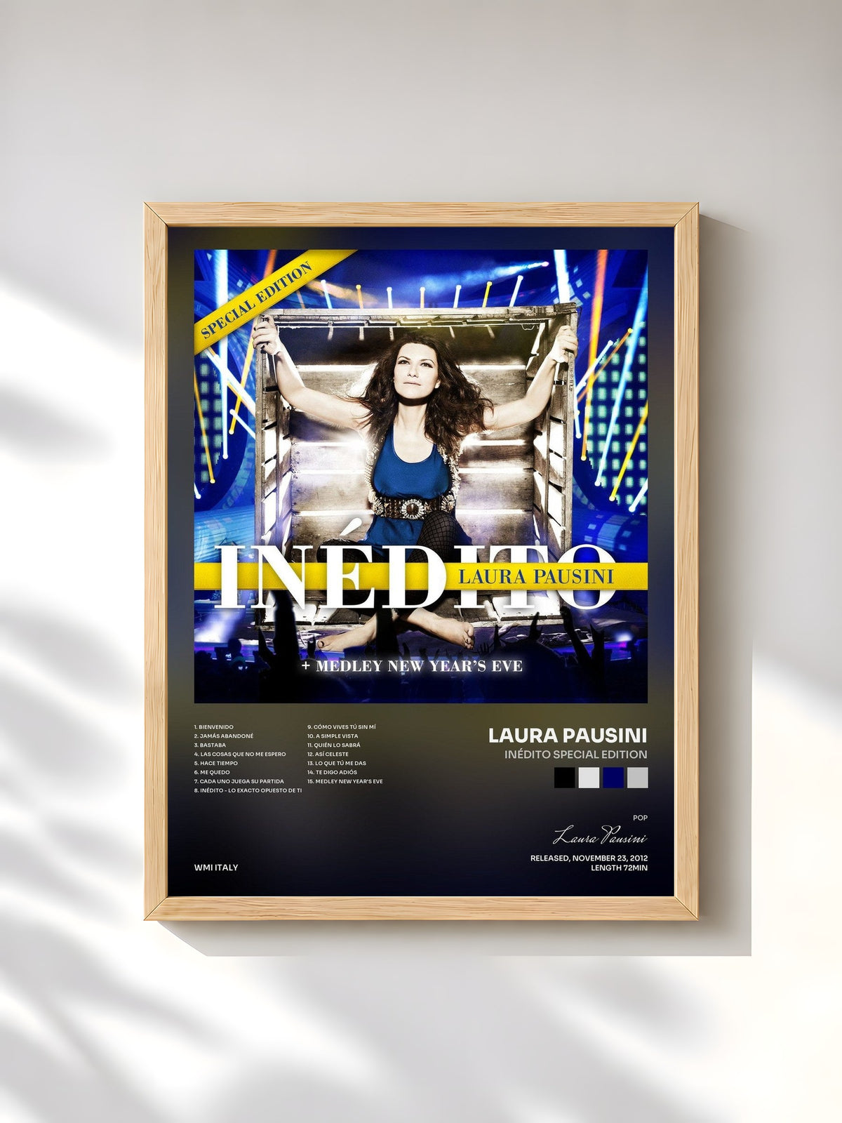 #bois Tableau de l'album Inédito Special Edition de Laura Pausini, cadre en bois brut, imprimé et encadré en France