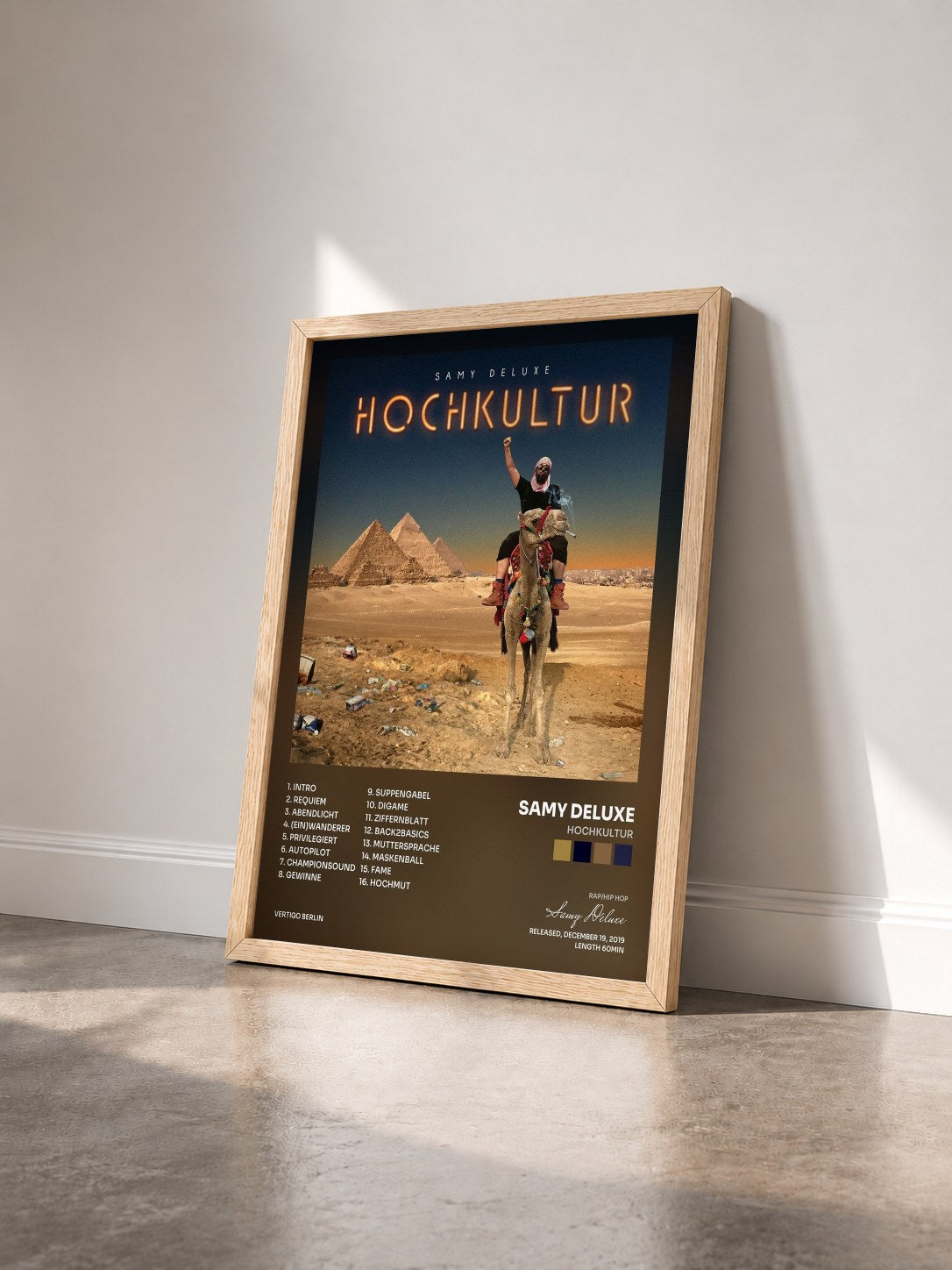 #bois Tableau de l'album Hochkultur de Samy Deluxe vu de trois quarts, cadre en bois brut