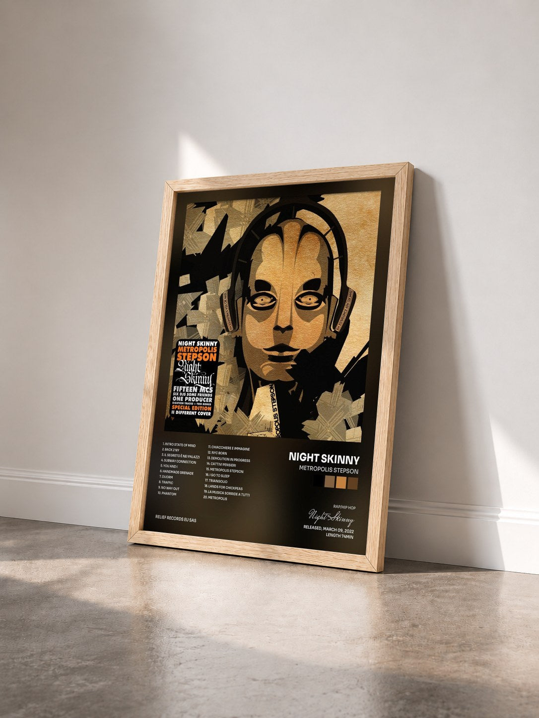 #bois Tableau de l'album Metropolis Stepson de Night Skinny vu de trois quarts, cadre en bois brut