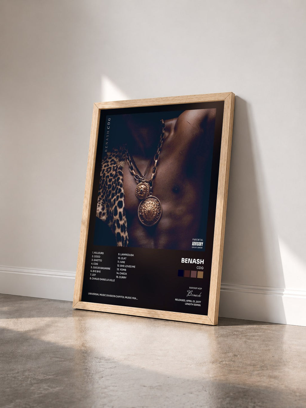 #bois Tableau de l'album CDG de Benash vu de trois quarts, cadre en bois brut