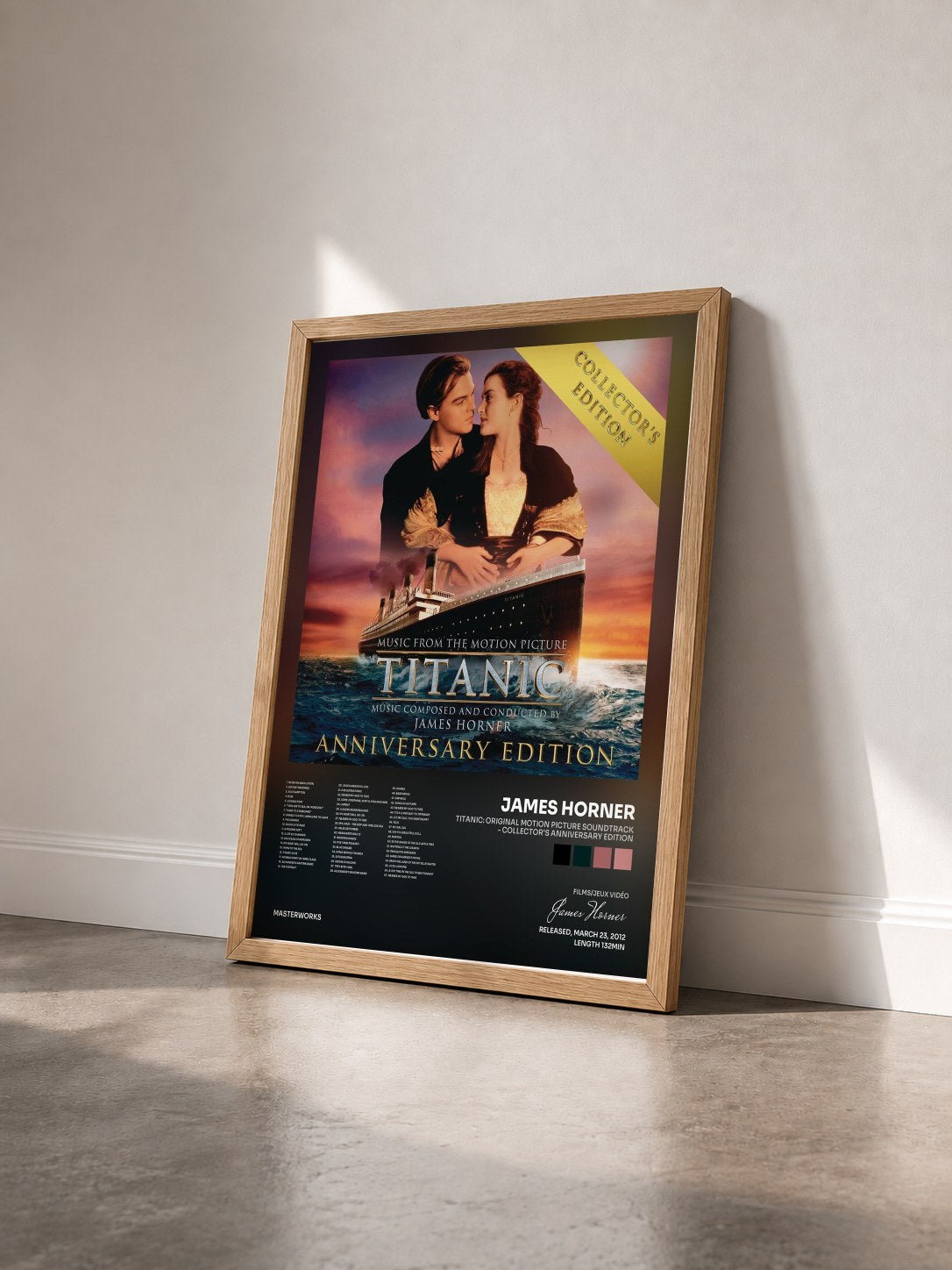 #bois Tableau de l'album Titanic: Original Motion Picture Soundtrack - Collector's Anniversary Edition de James Horner vu de trois quarts, cadre en bois brut