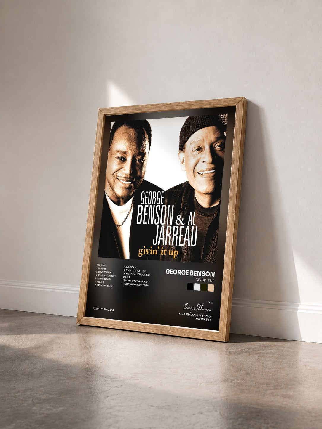 #bois Tableau de l'album Givin' It Up de George Benson vu de trois quarts, cadre en bois brut