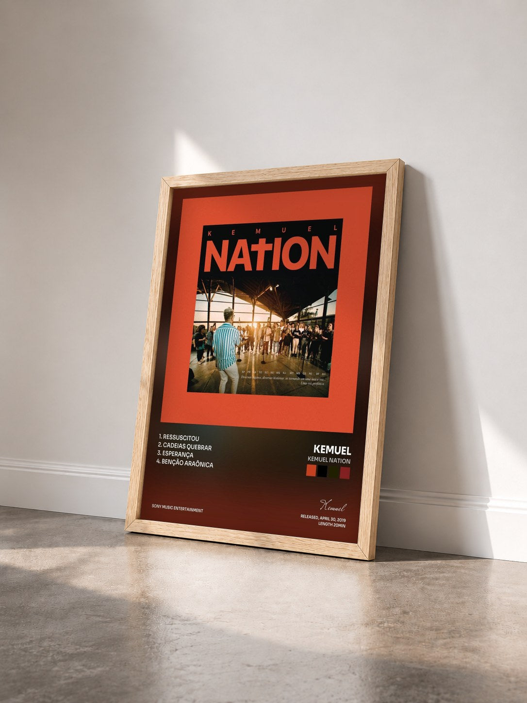 #bois Tableau de l'album Kemuel Nation de Kemuel vu de trois quarts, cadre en bois brut