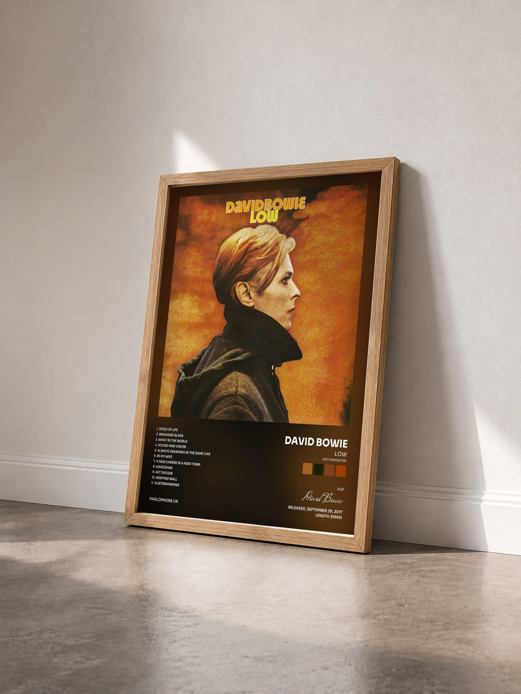 #bois Tableau de l'album Low (2017 Remaster) de David Bowie vu de trois quarts, cadre en bois brut
