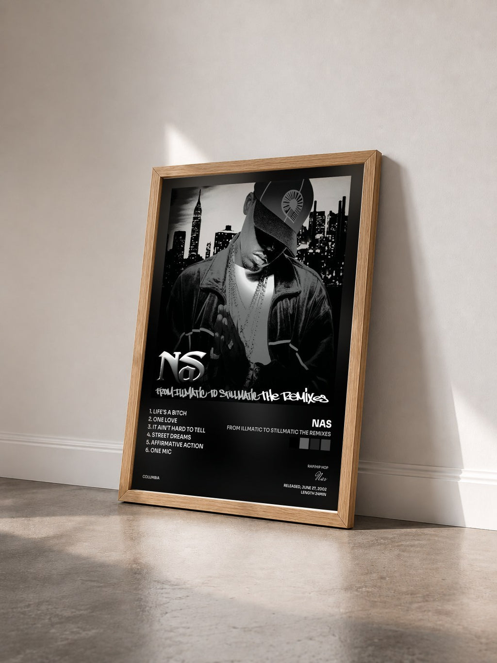 #bois Tableau de l'album From Illmatic To Stillmatic The Remixes de Nas vu de trois quarts, cadre en bois brut