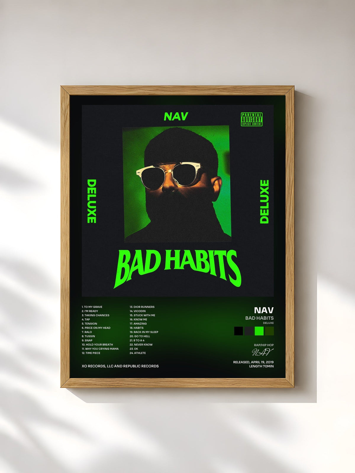 #bois Tableau de l'album Bad Habits (Deluxe) de NAV, cadre en bois brut, imprimé et encadré en France