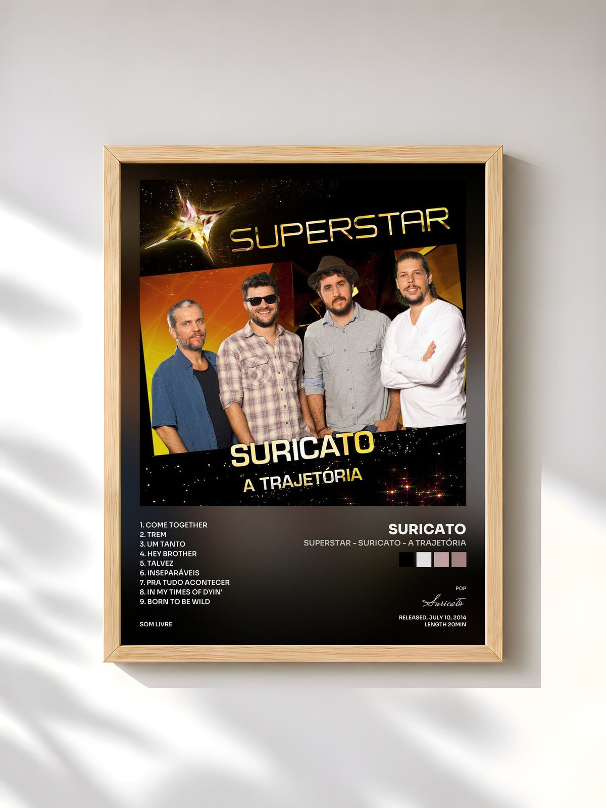 #bois Tableau de l'album Superstar - Suricato - A Trajetória de Suricato, cadre en bois brut, imprimé et encadré en France