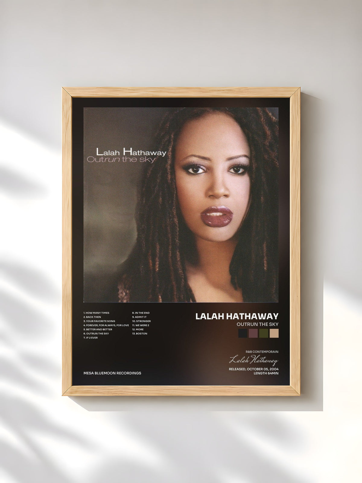 #bois Tableau de l'album Outrun The Sky de Lalah Hathaway, cadre en bois brut, imprimé et encadré en France