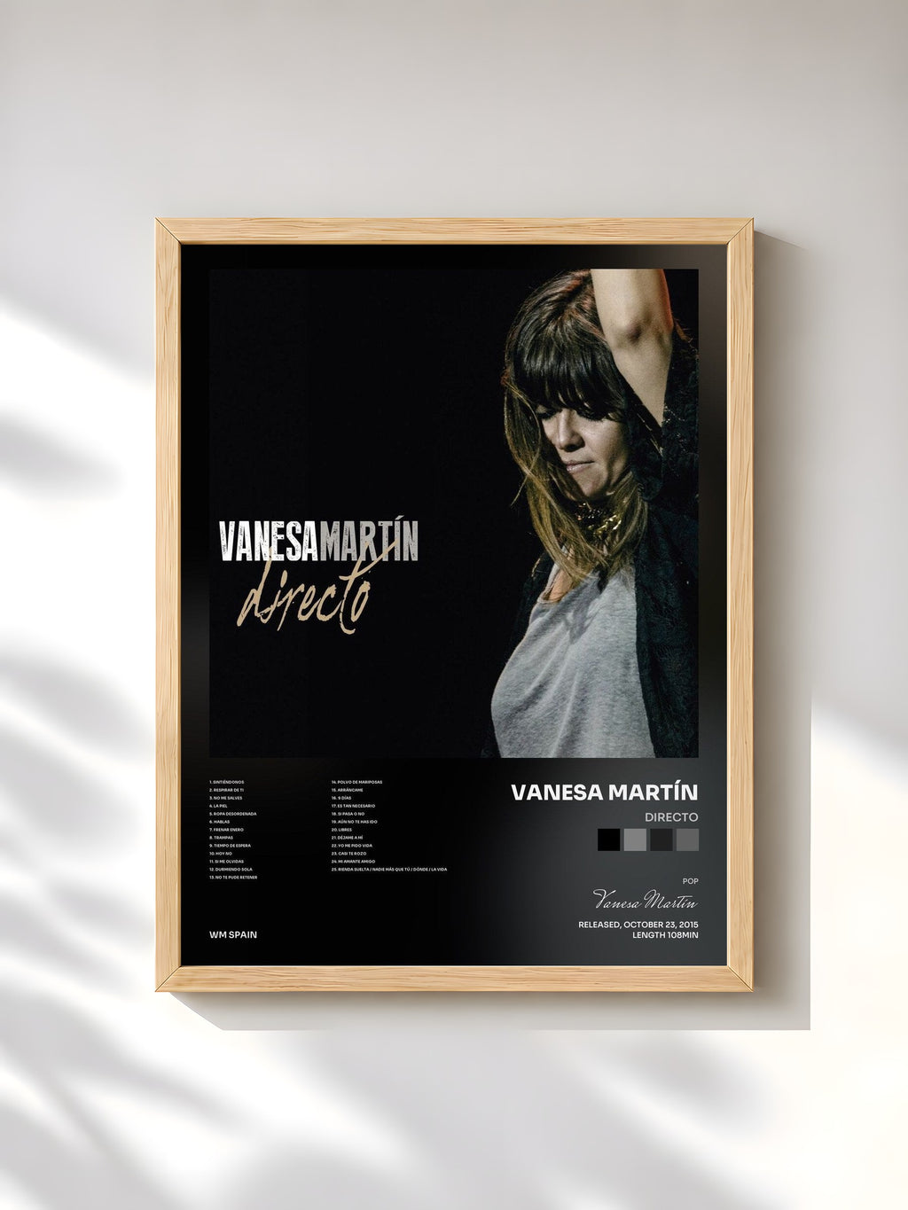 #bois Tableau de l'album Directo de Vanesa Martín, cadre en bois brut, imprimé et encadré en France