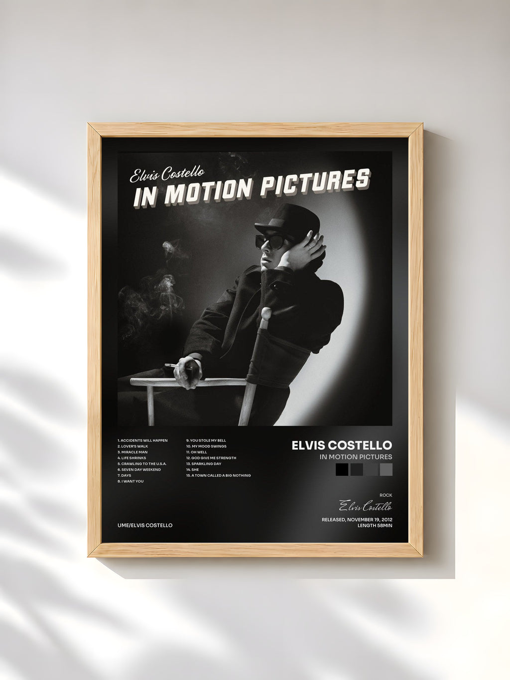 #bois Tableau de l'album In Motion Pictures de Elvis Costello, cadre en bois brut, imprimé et encadré en France