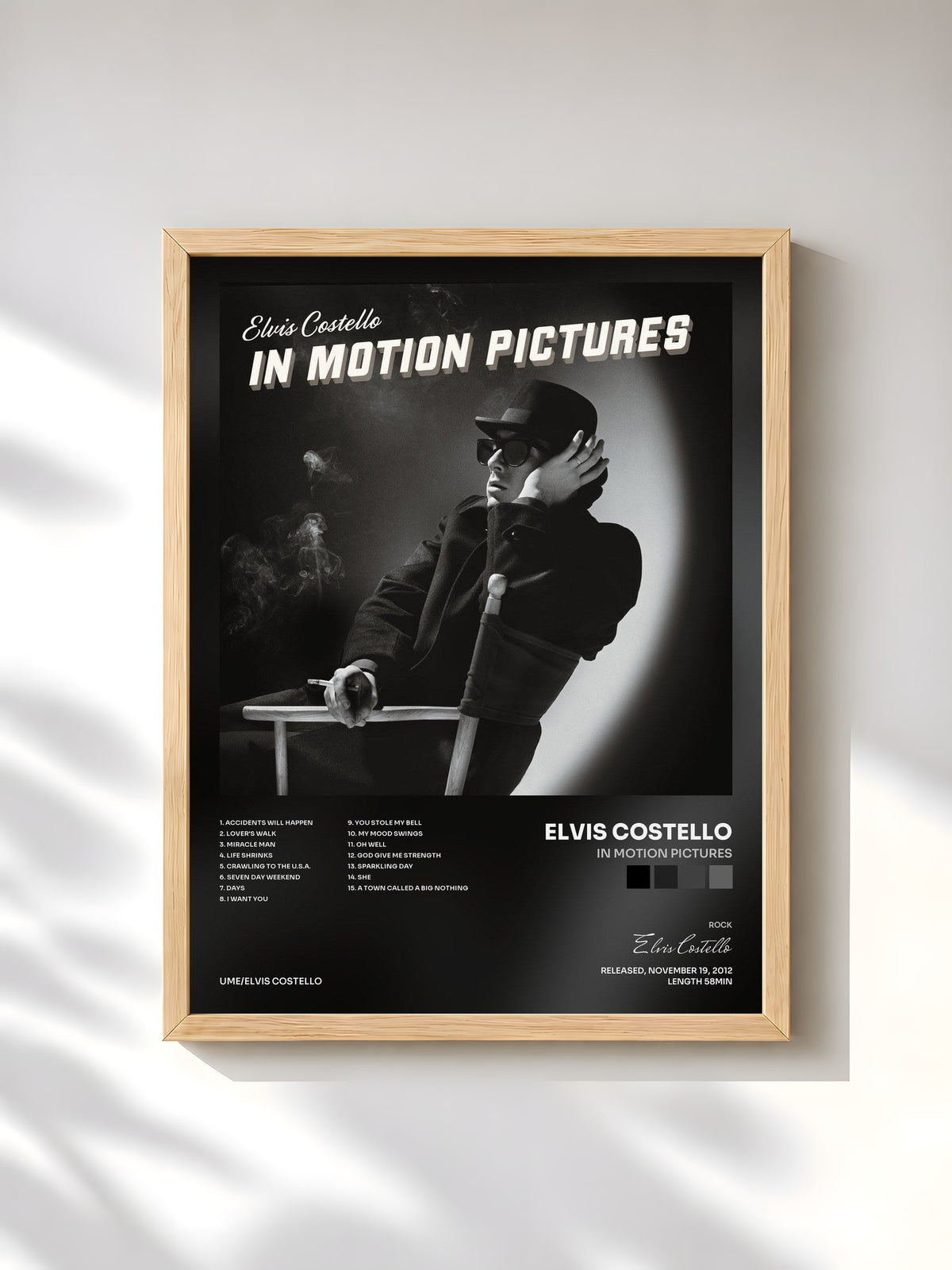 #bois Tableau de l'album In Motion Pictures de Elvis Costello, cadre en bois brut, imprimé et encadré en France