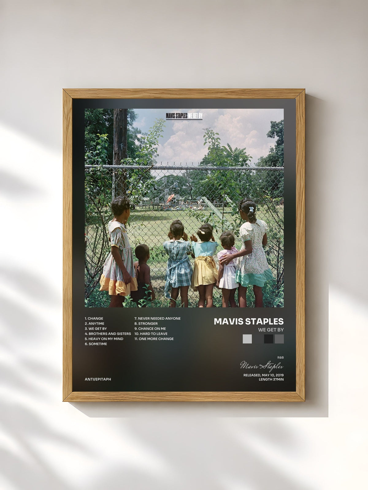 #bois Tableau de l'album We Get By de Mavis Staples, cadre en bois brut, imprimé et encadré en France