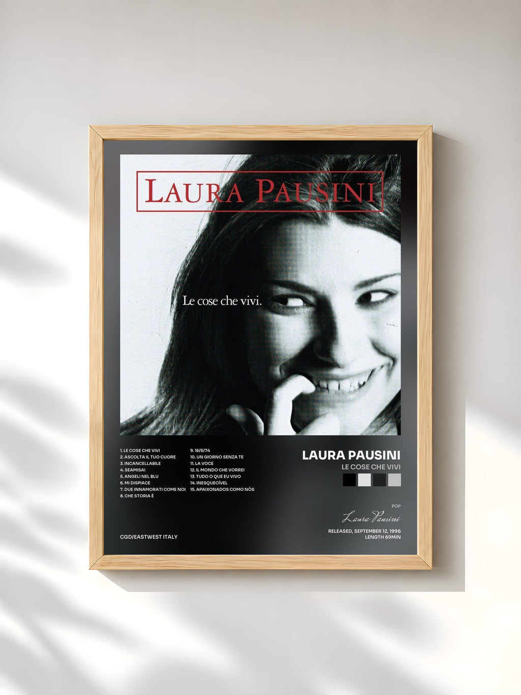 #bois Tableau de l'album Le cose che vivi de Laura Pausini, cadre en bois brut, imprimé et encadré en France