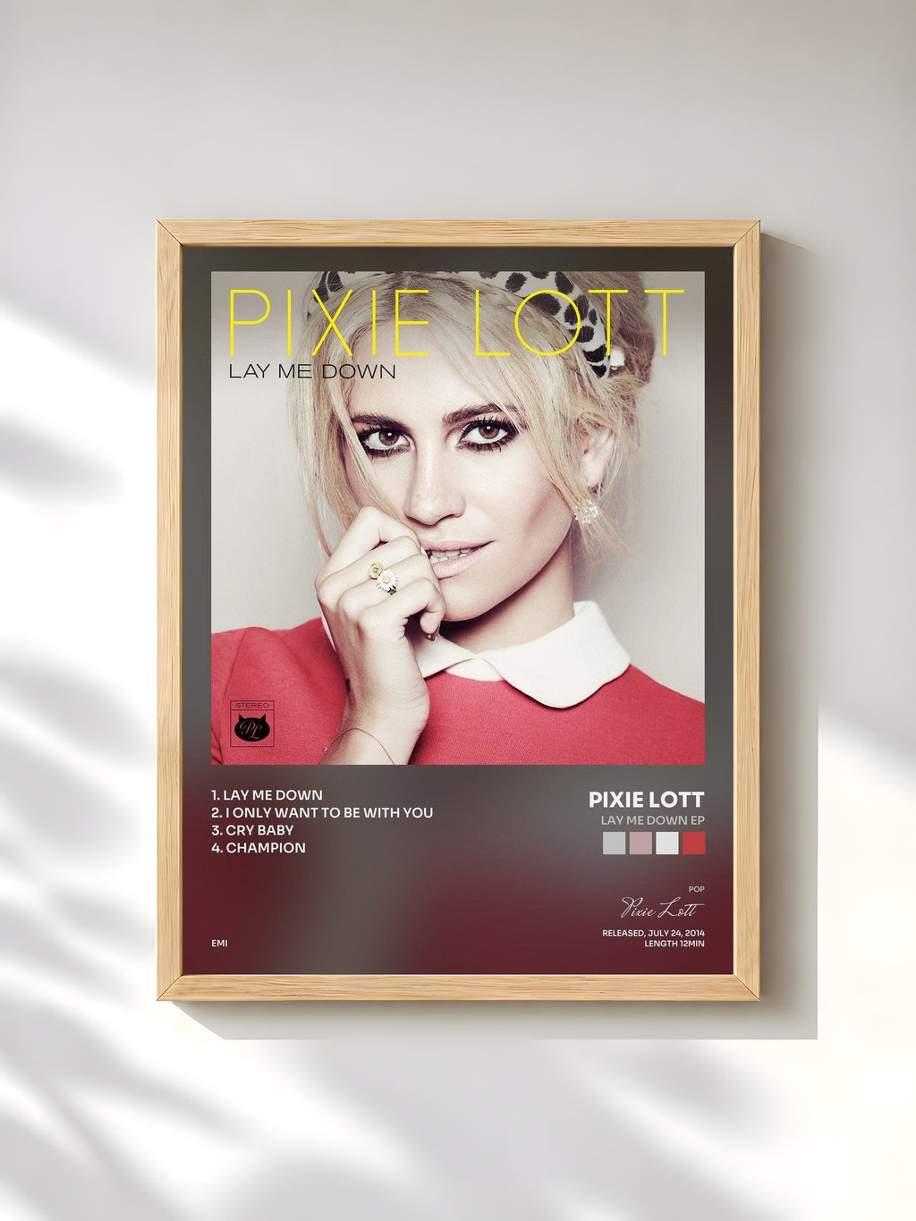 #bois Tableau de l'album Lay Me Down EP de Pixie Lott, cadre en bois brut, imprimé et encadré en France