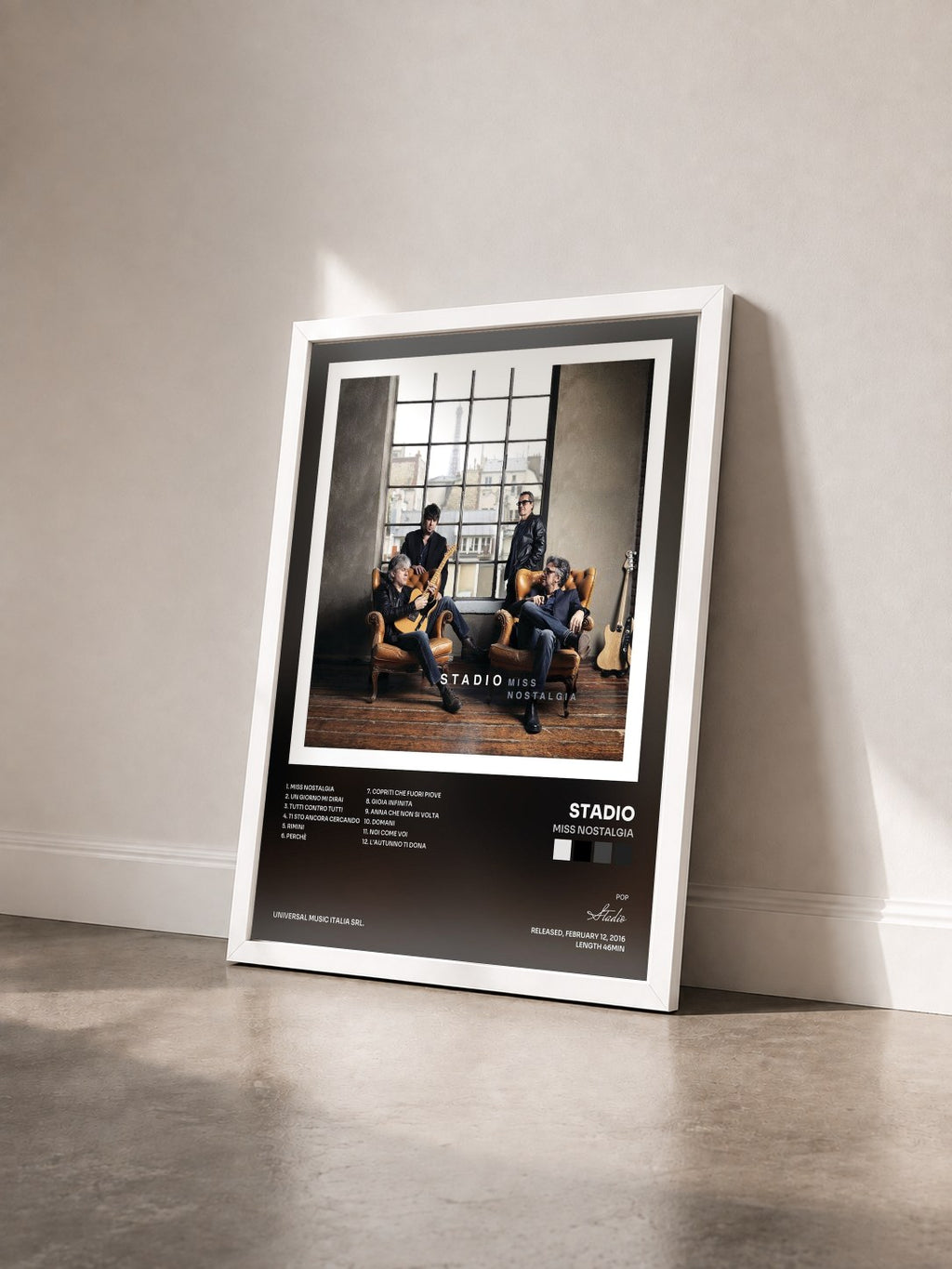 #blanc Tableau de l'album Miss Nostalgia de Stadio vu de trois quarts, cadre blanc