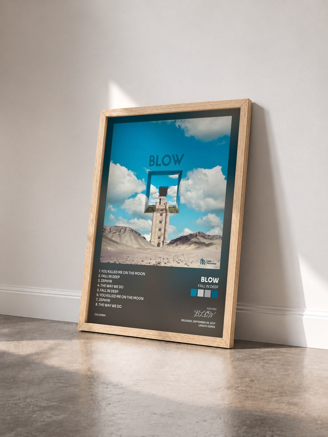 #bois Tableau de l'album Fall in Deep de BLOW vu de trois quarts, cadre en bois brut