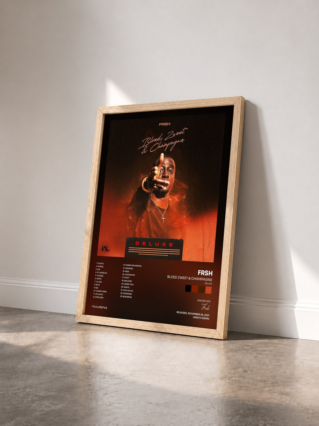 #bois Tableau de l'album Bloed Zweet & Champagne (Deluxe) de Frsh vu de trois quarts, cadre en bois brut