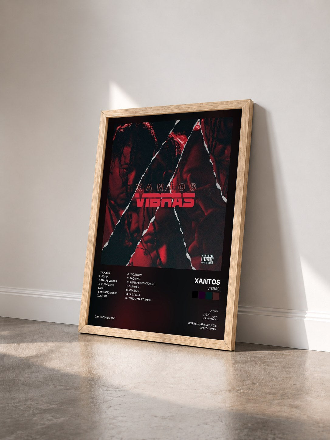 #bois Tableau de l'album Vibras de Xantos vu de trois quarts, cadre en bois brut