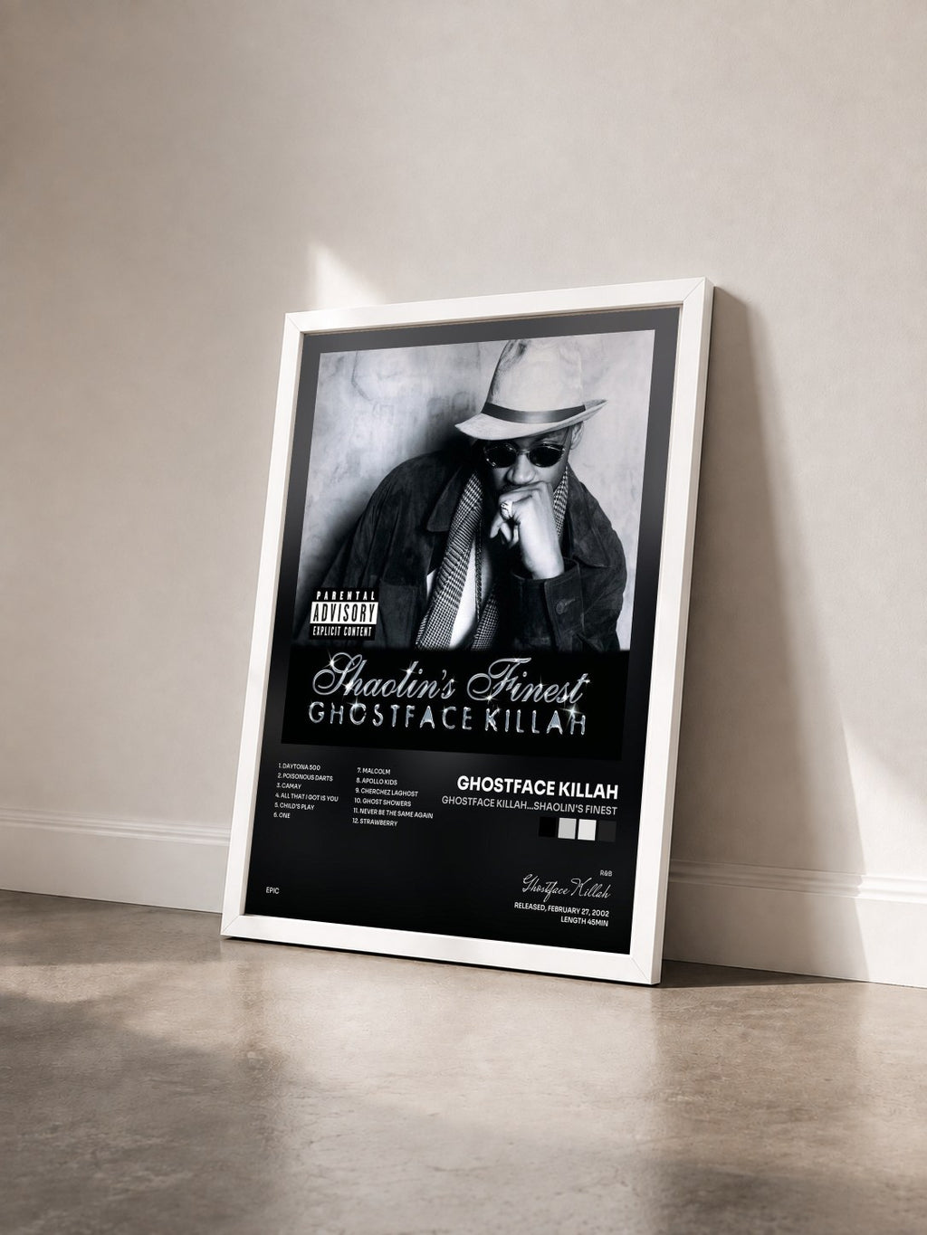 #blanc Tableau de l'album Ghostface Killah...Shaolin's Finest de Ghostface Killah vu de trois quarts, cadre blanc