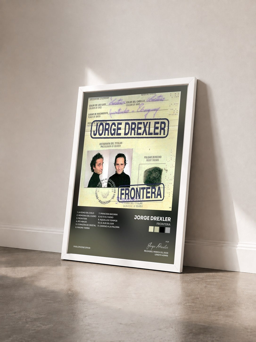 #blanc Tableau de l'album Frontera de Jorge Drexler vu de trois quarts, cadre blanc