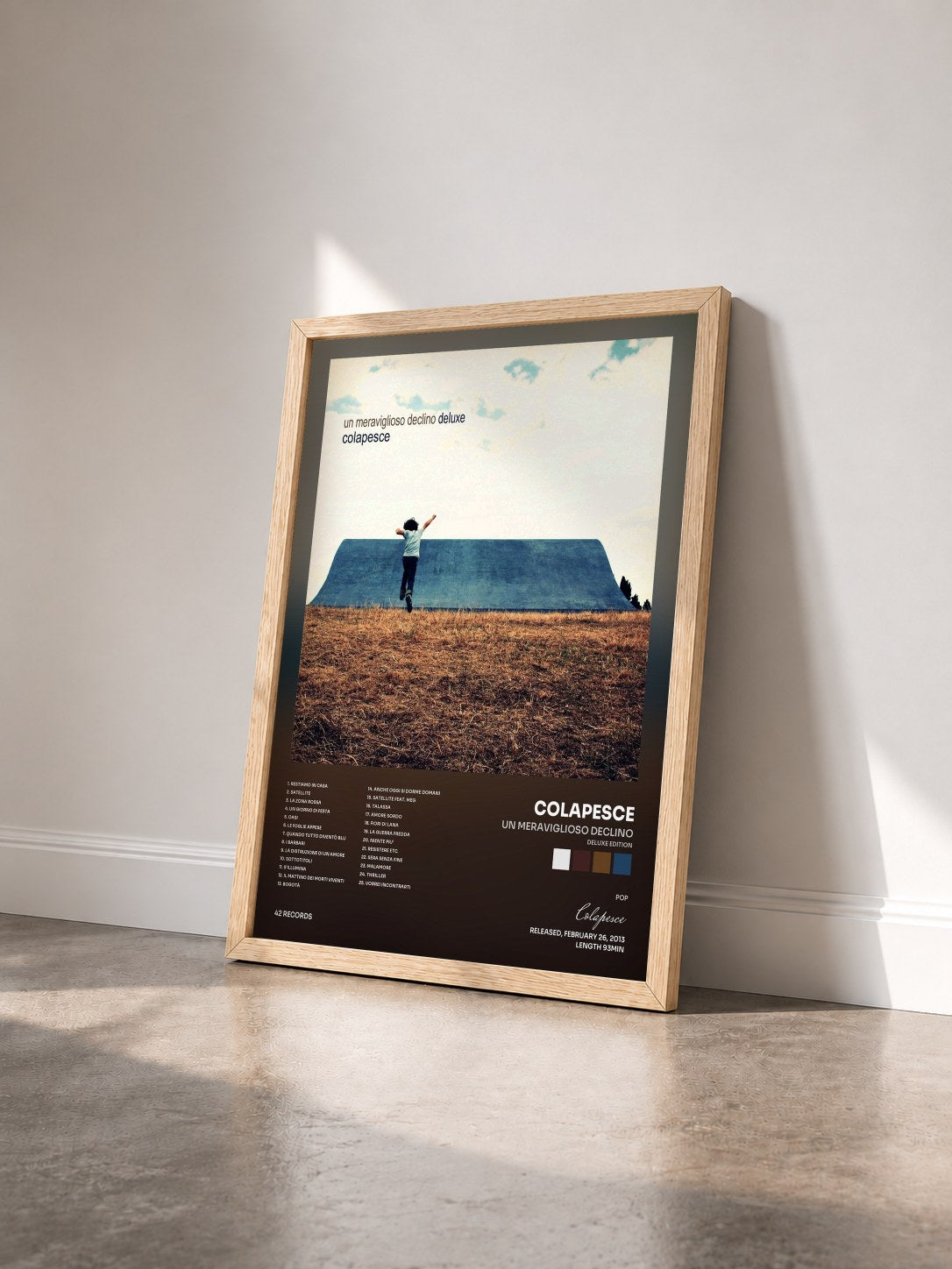 #bois Tableau de l'album Un meraviglioso declino (Deluxe Edition) de Colapesce vu de trois quarts, cadre en bois brut