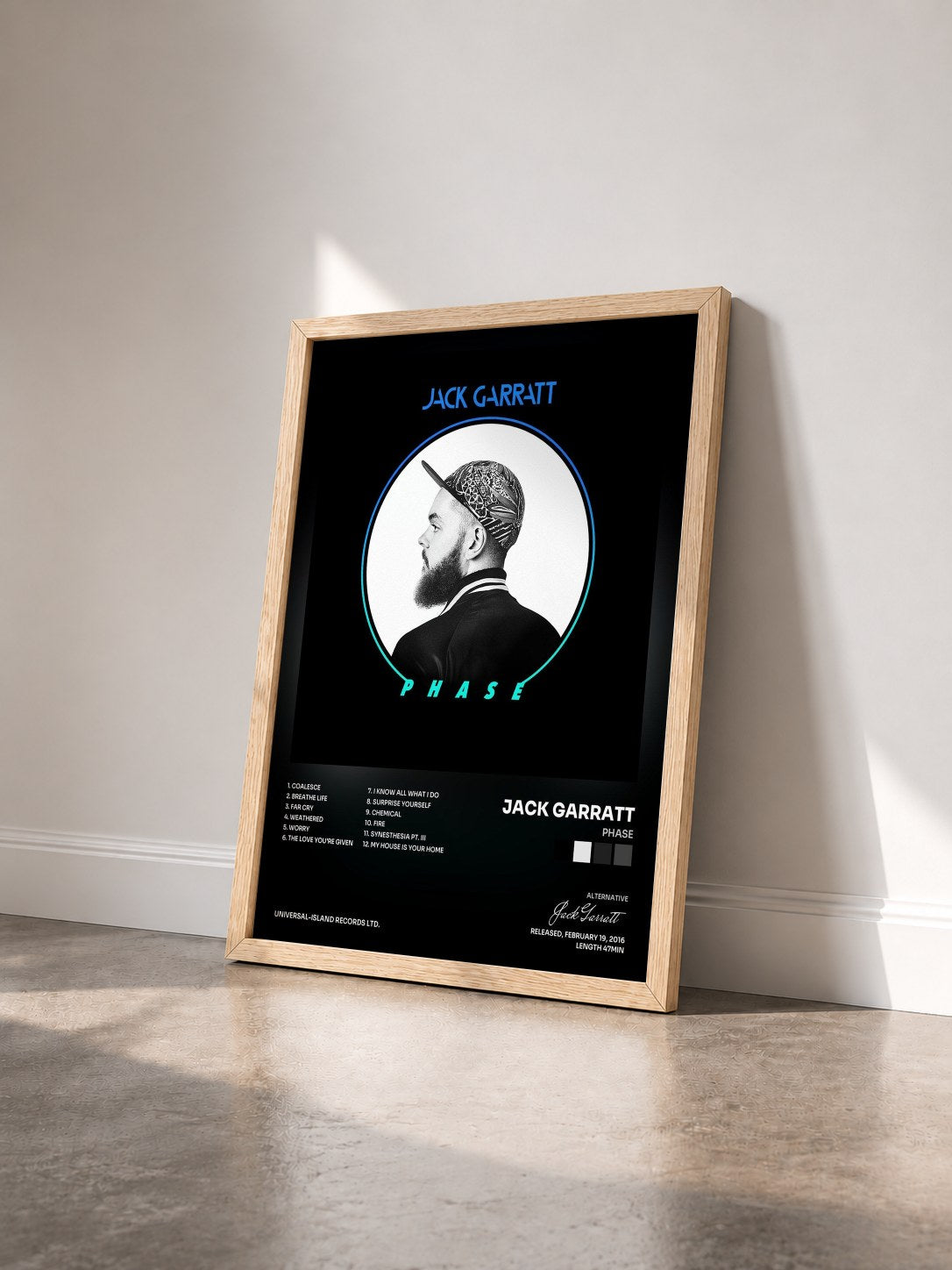 #bois Tableau de l'album Phase de Jack Garratt vu de trois quarts, cadre en bois brut