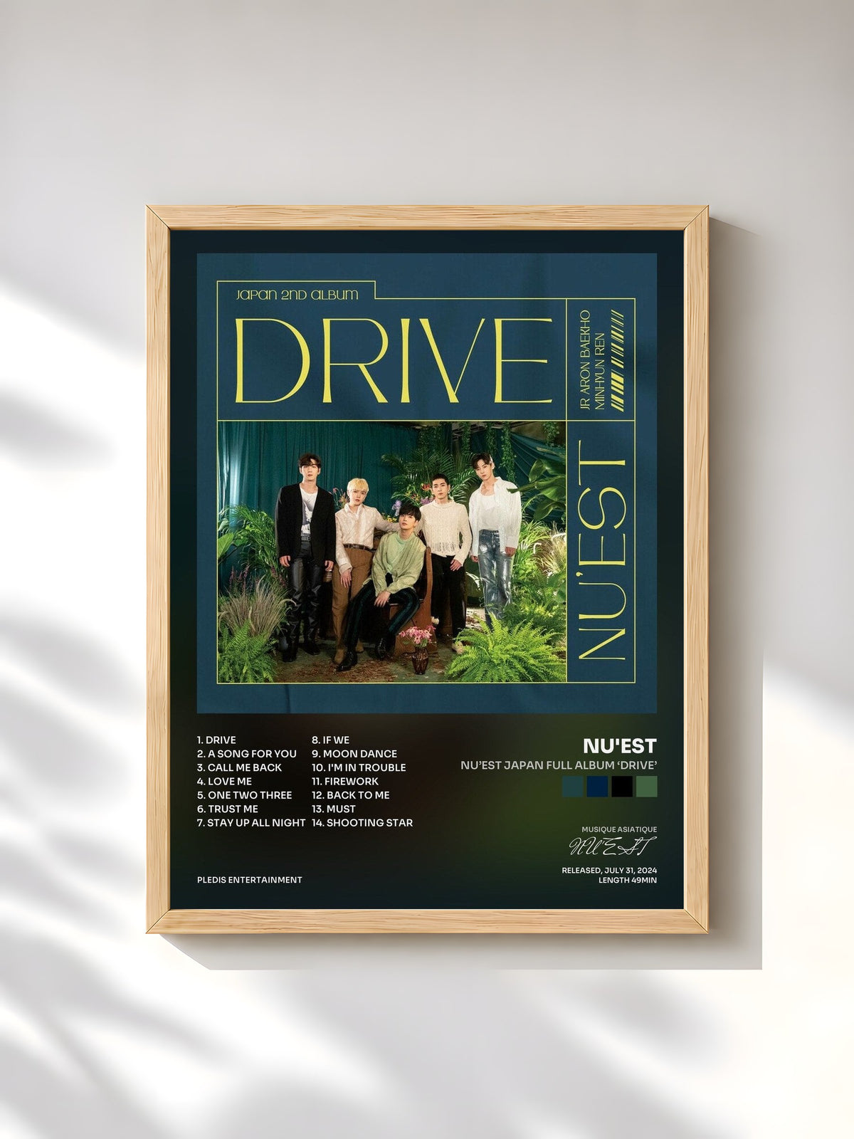 #bois Tableau de l'album NU’EST JAPAN FULL ALBUM ‘DRIVE’ de NU'EST, cadre en bois brut, imprimé et encadré en France
