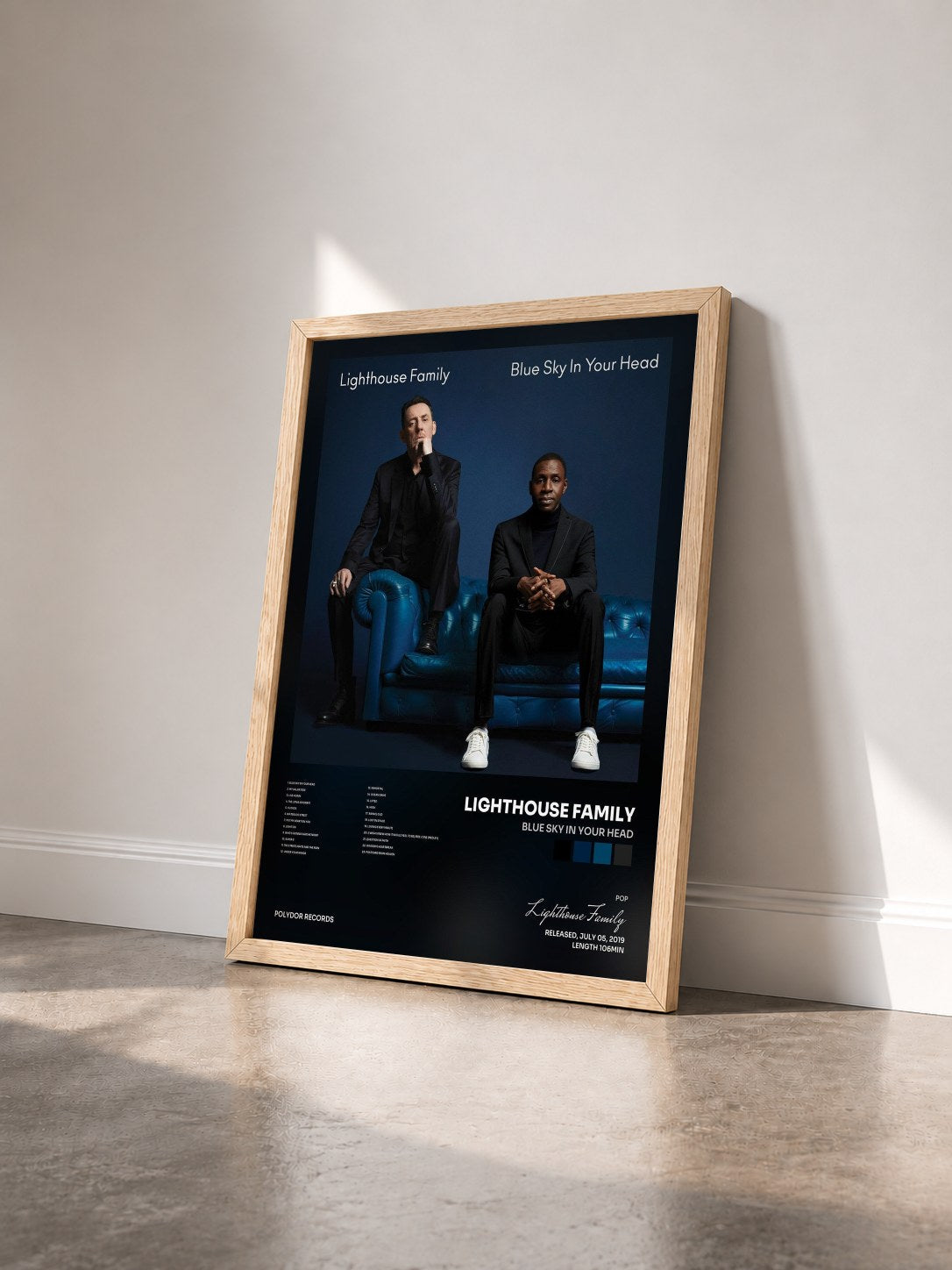 #bois Tableau de l'album Blue Sky In Your Head de Lighthouse Family vu de trois quarts, cadre en bois brut