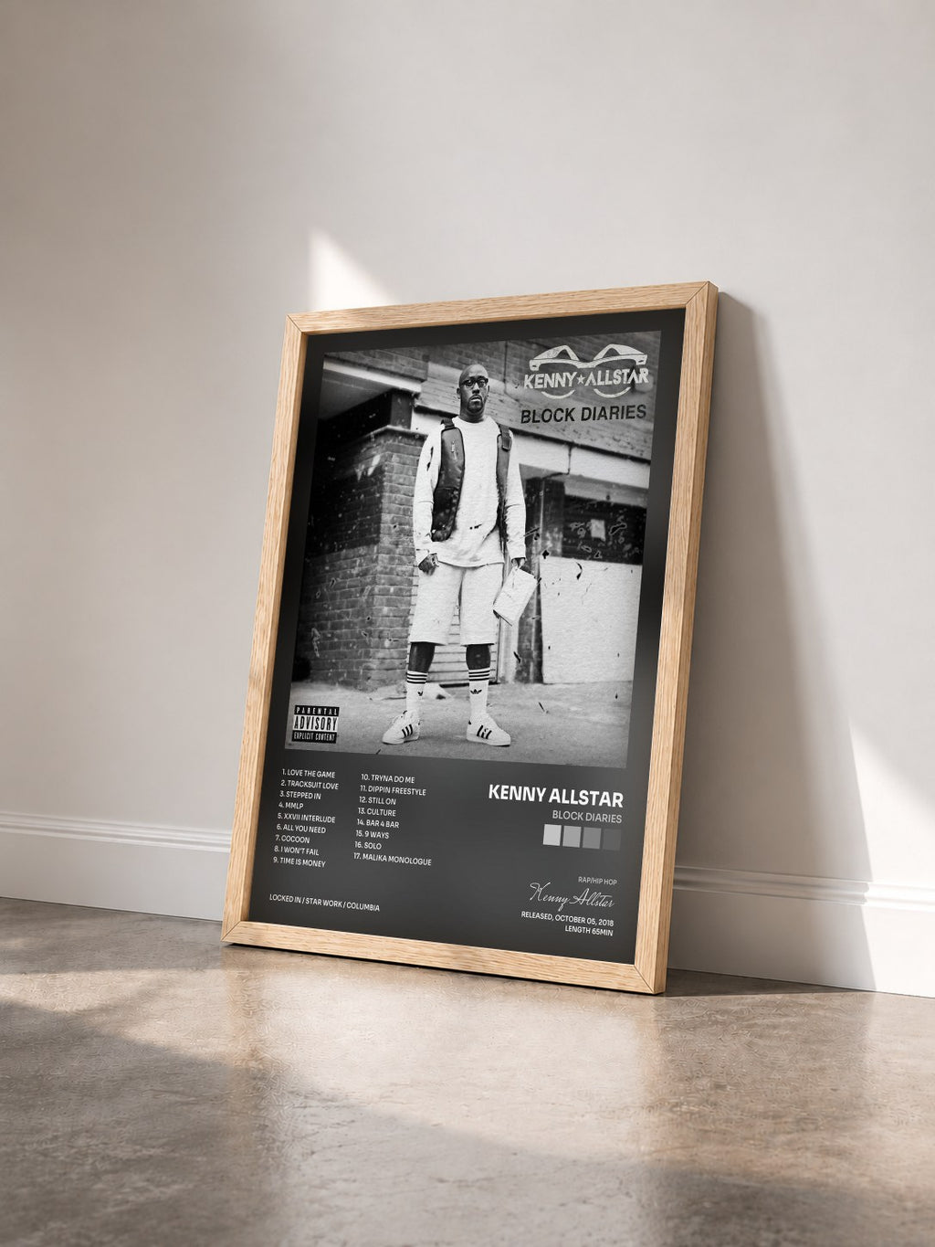 #bois Tableau de l'album Block Diaries de Kenny Allstar vu de trois quarts, cadre en bois brut